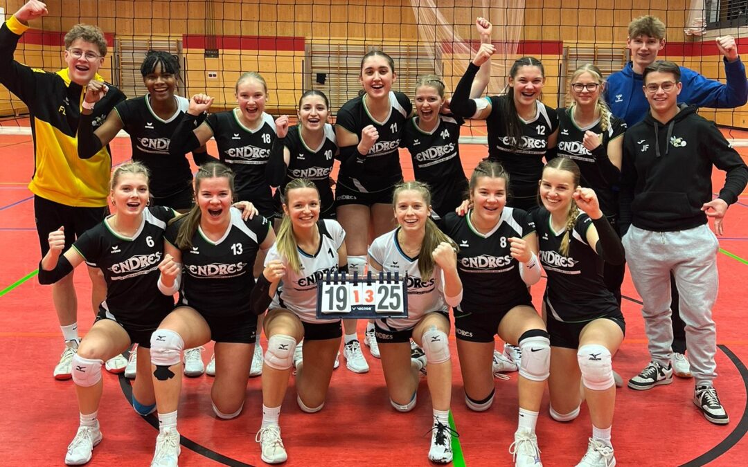 Bezirksklassen-Damen der Wilden Wespen mit Doppelsieg